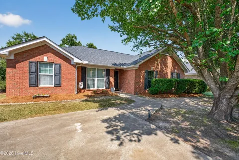 4726 Laural Oak Drive