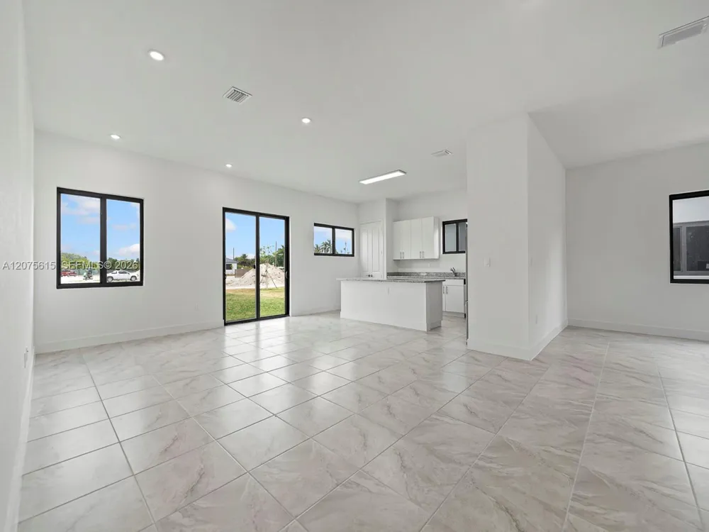 18911 SW 317th Ter Homestead, FL 33030