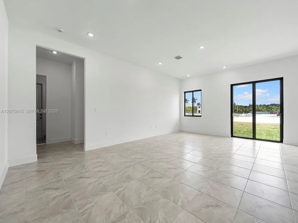 18911 SW 317th Ter Homestead, FL 33030