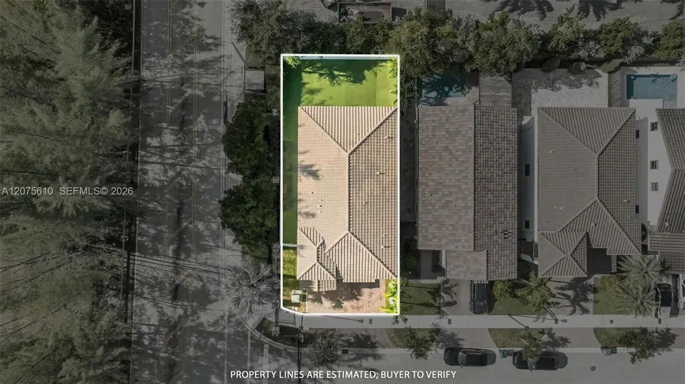 10204 NW 86th St Doral, FL 33178