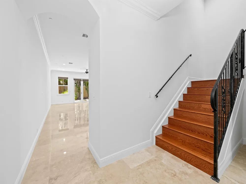 1423 NE 26th Avenue #1423 Fort Lauderdale, FL 33304