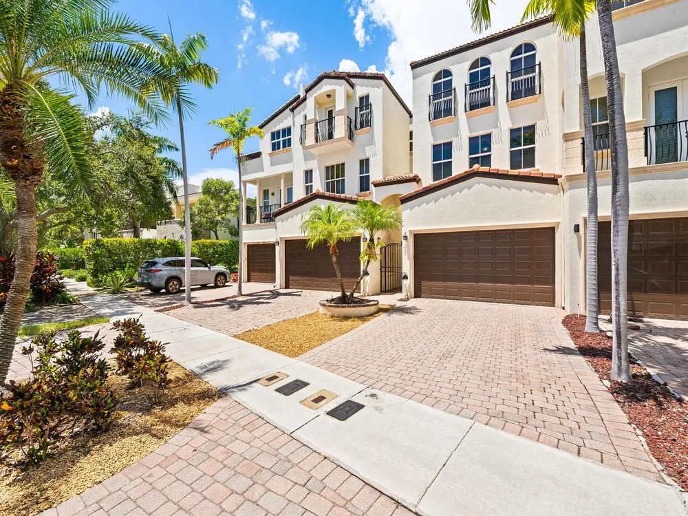 1423 NE 26th Avenue #1423 Fort Lauderdale, FL 33304