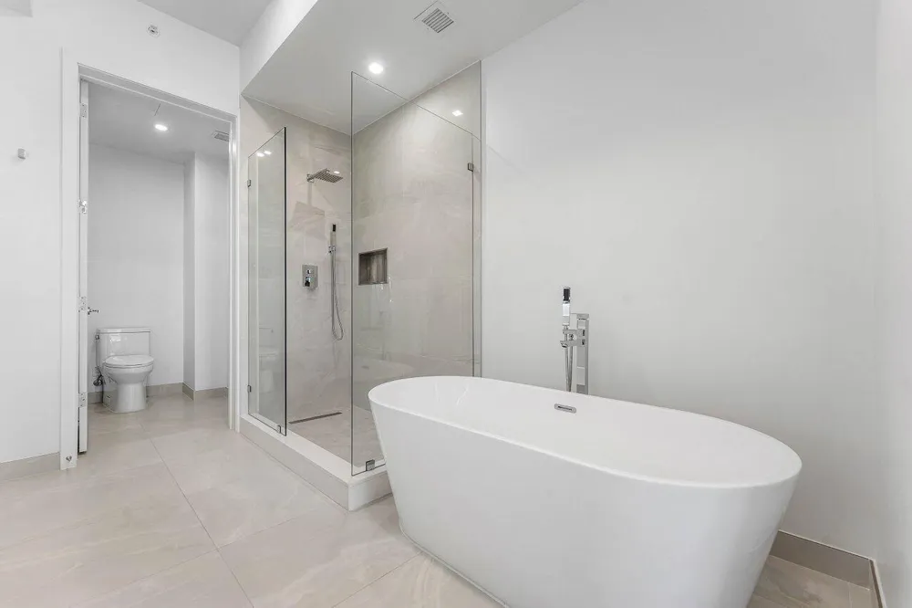 220 LAKE SHORE DRIVE #702 Lake Park, FL 33403