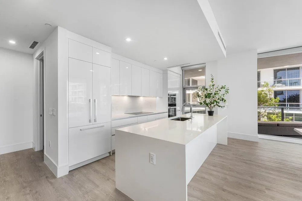220 LAKE SHORE DRIVE #702 Lake Park, FL 33403