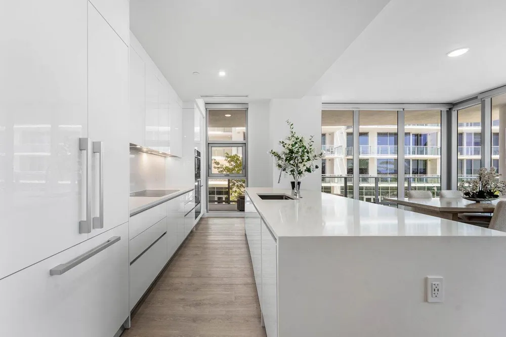 220 LAKE SHORE DRIVE #702 Lake Park, FL 33403