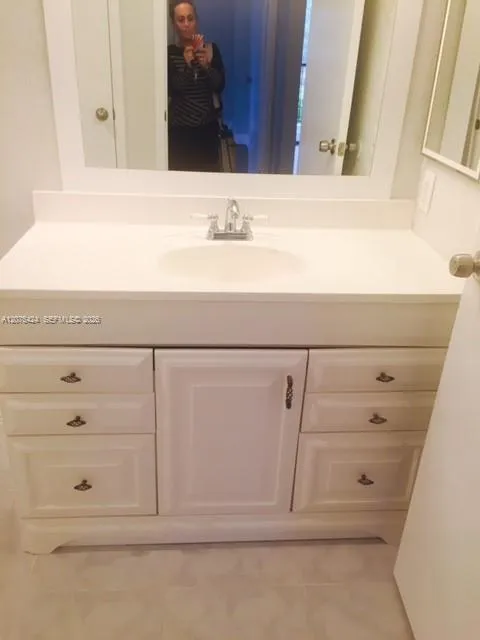 927 Riverside Dr #326 Coral Springs, FL 33071