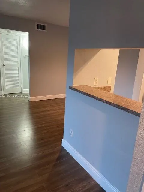 927 Riverside Dr #326 Coral Springs, FL 33071