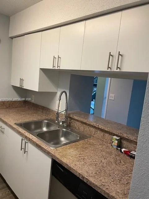 927 Riverside Dr #326 Coral Springs, FL 33071