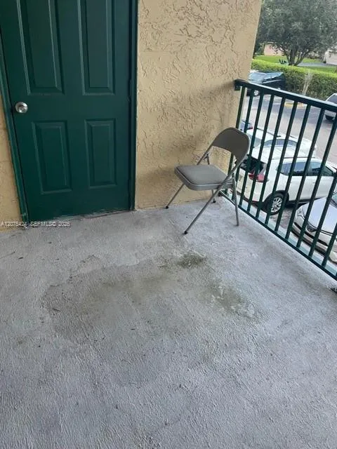 927 Riverside Dr #326 Coral Springs, FL 33071