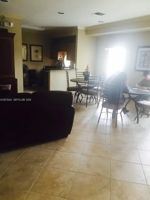 927 Riverside Dr #326 Coral Springs, FL 33071