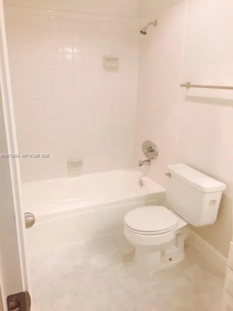 927 Riverside Dr #326 Coral Springs, FL 33071
