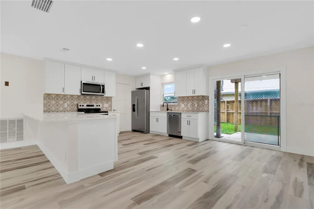 2304 TRAVELERS PALM DRIVE Edgewater, FL 32141