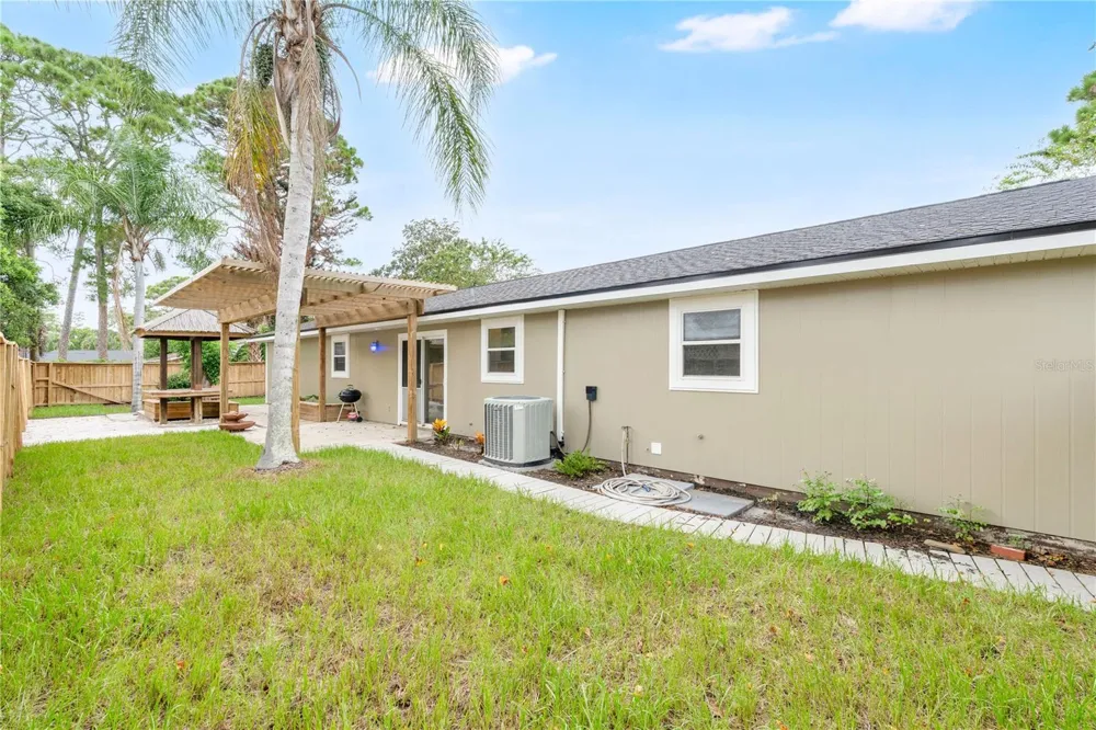 2304 TRAVELERS PALM DRIVE Edgewater, FL 32141