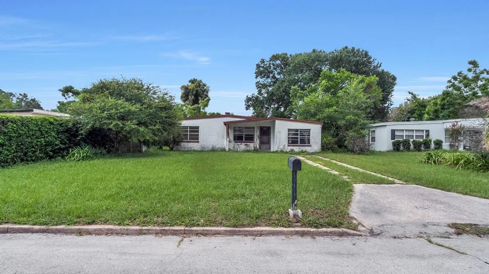 1416 BORDER DRIVE Winter Park, FL 32789