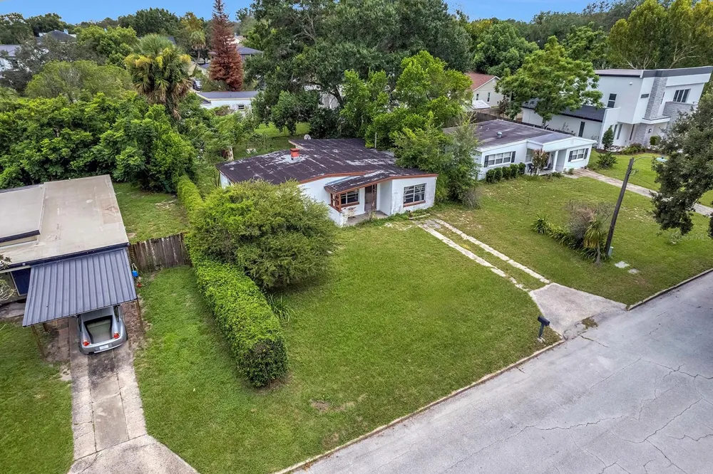 1416 BORDER DRIVE Winter Park, FL 32789