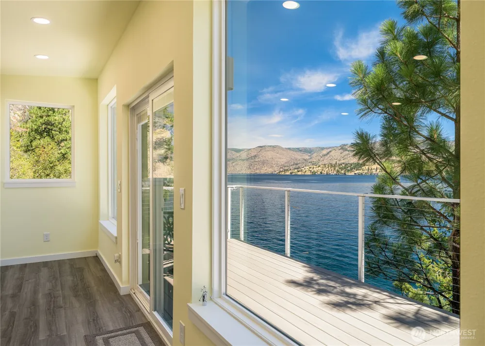 9064 S Lakeshore Rd. Chelan, WA 98816