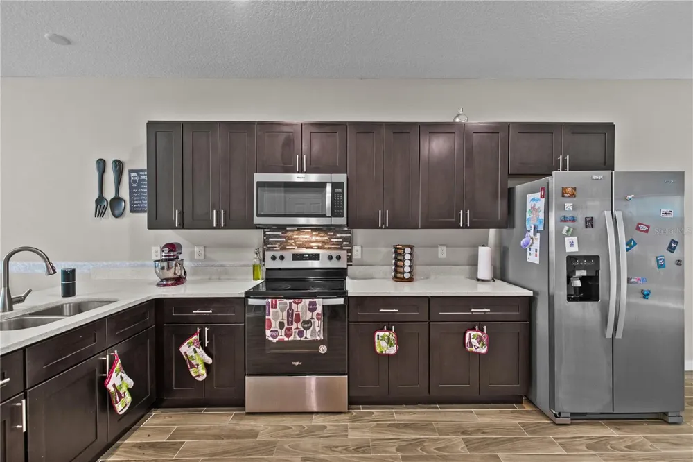 214 W 15TH STREET Apopka, FL 32703