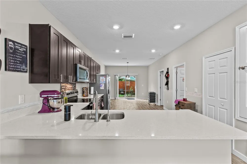 214 W 15TH STREET Apopka, FL 32703