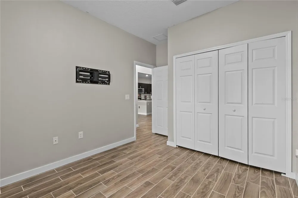 214 W 15TH STREET Apopka, FL 32703