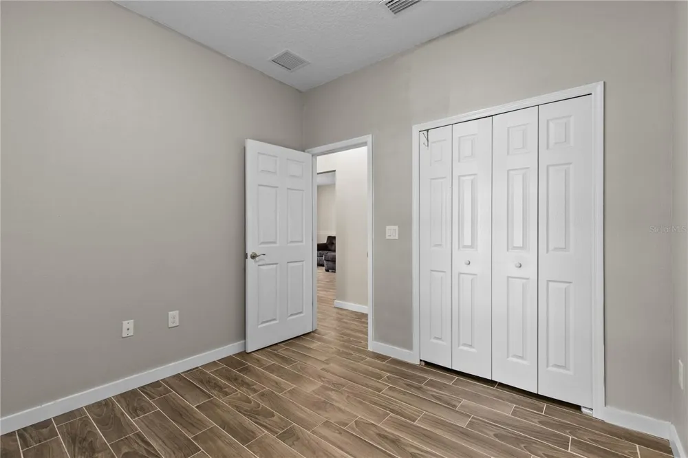 214 W 15TH STREET Apopka, FL 32703