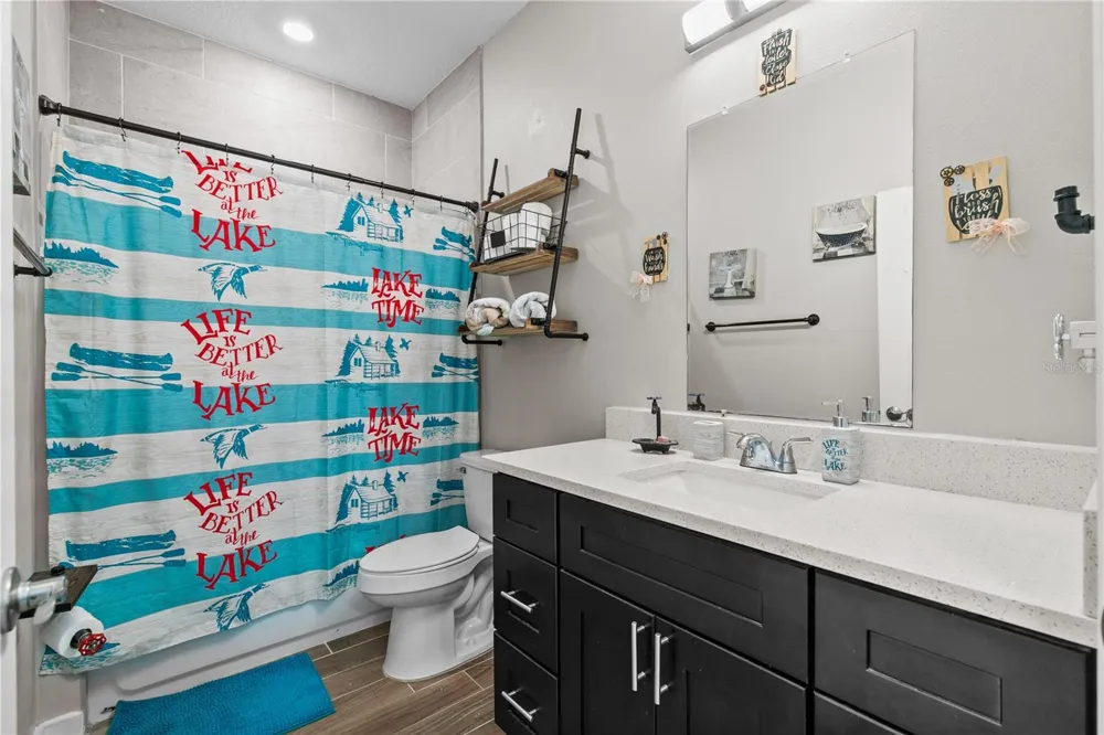 214 W 15TH STREET Apopka, FL 32703