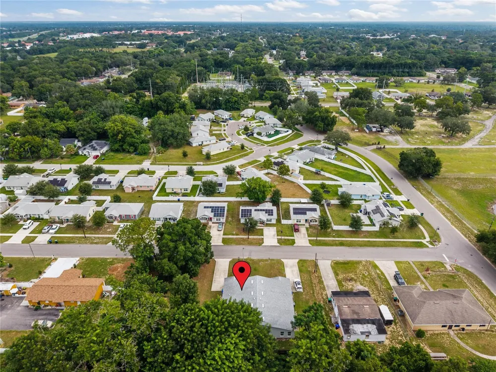214 W 15TH STREET Apopka, FL 32703