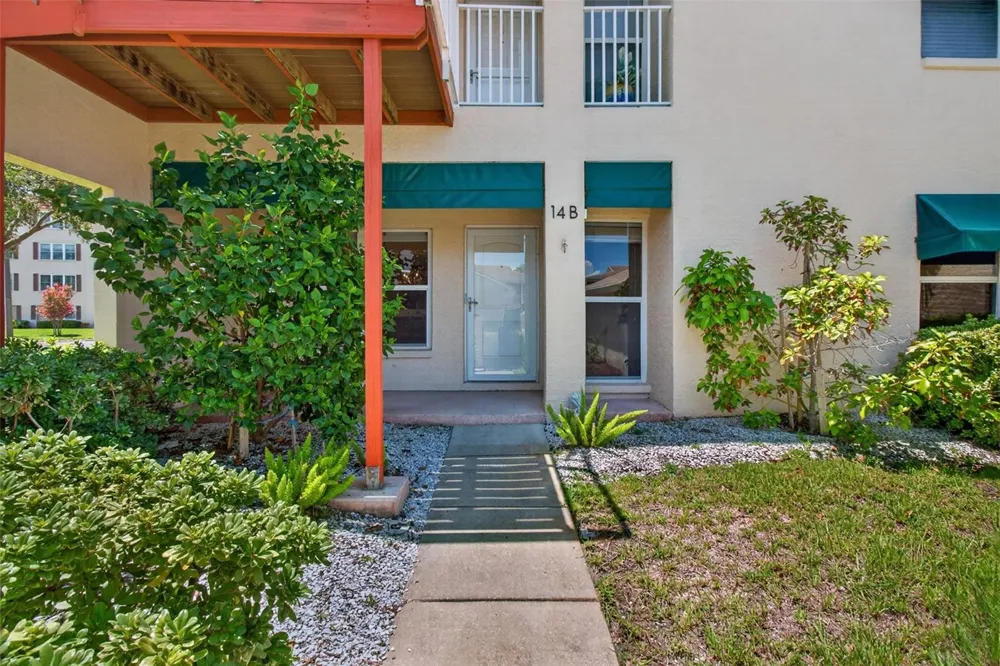 6330 99TH WAY #14B St Petersburg, FL 33708