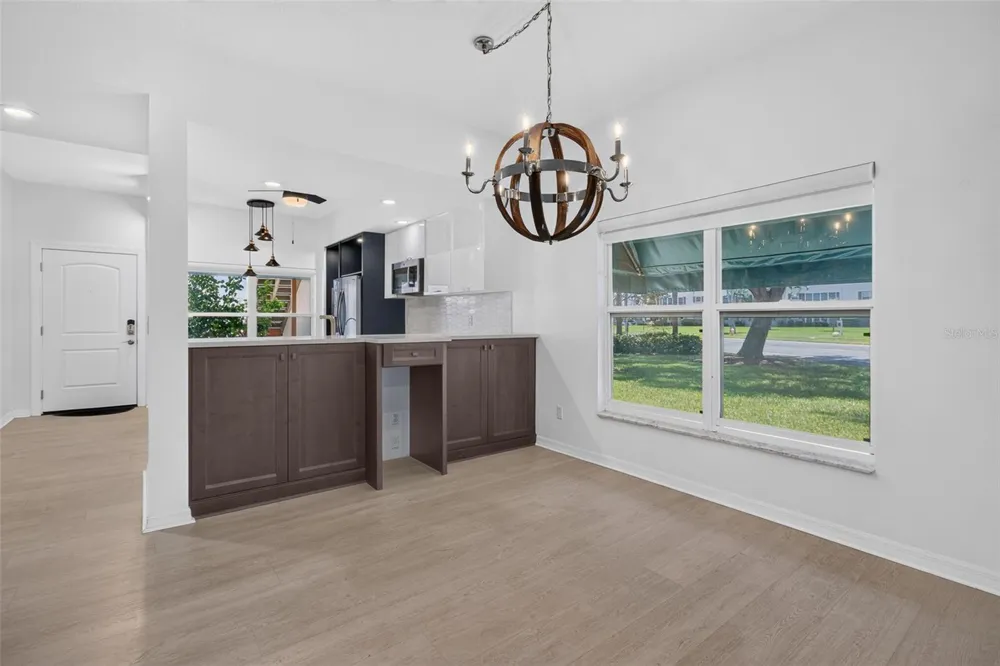 6330 99TH WAY #14B St Petersburg, FL 33708
