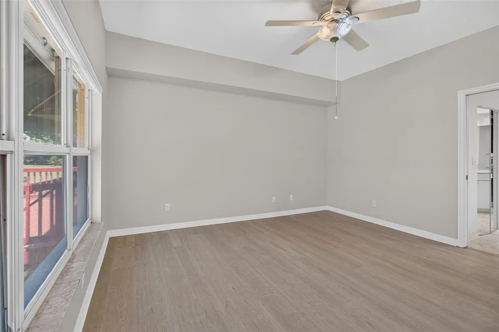 6330 99TH WAY #14B St Petersburg, FL 33708