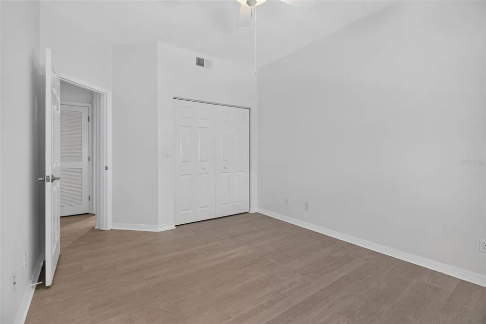6330 99TH WAY #14B St Petersburg, FL 33708