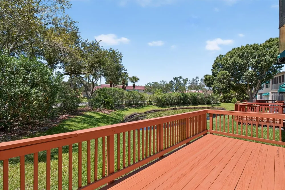 6330 99TH WAY #14B St Petersburg, FL 33708