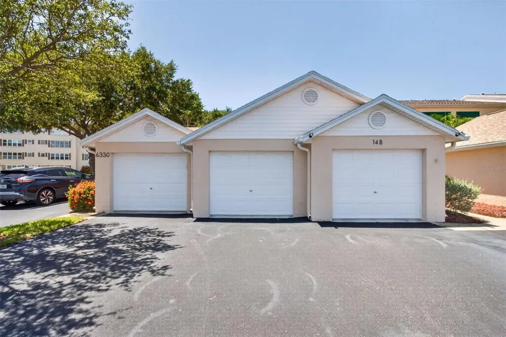6330 99TH WAY #14B St Petersburg, FL 33708