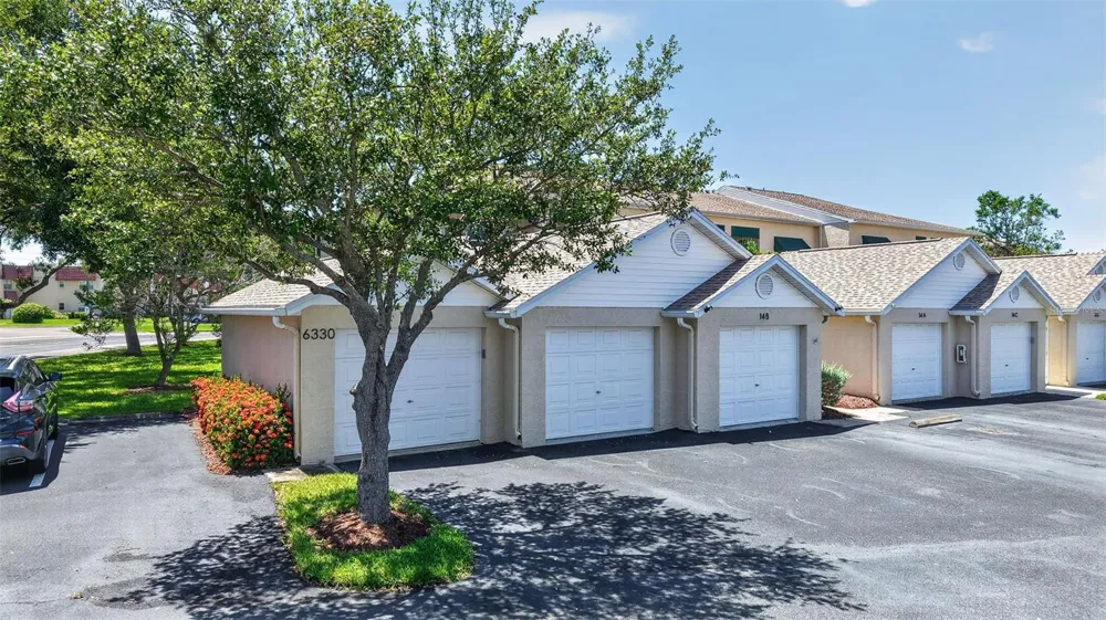 6330 99TH WAY #14B St Petersburg, FL 33708