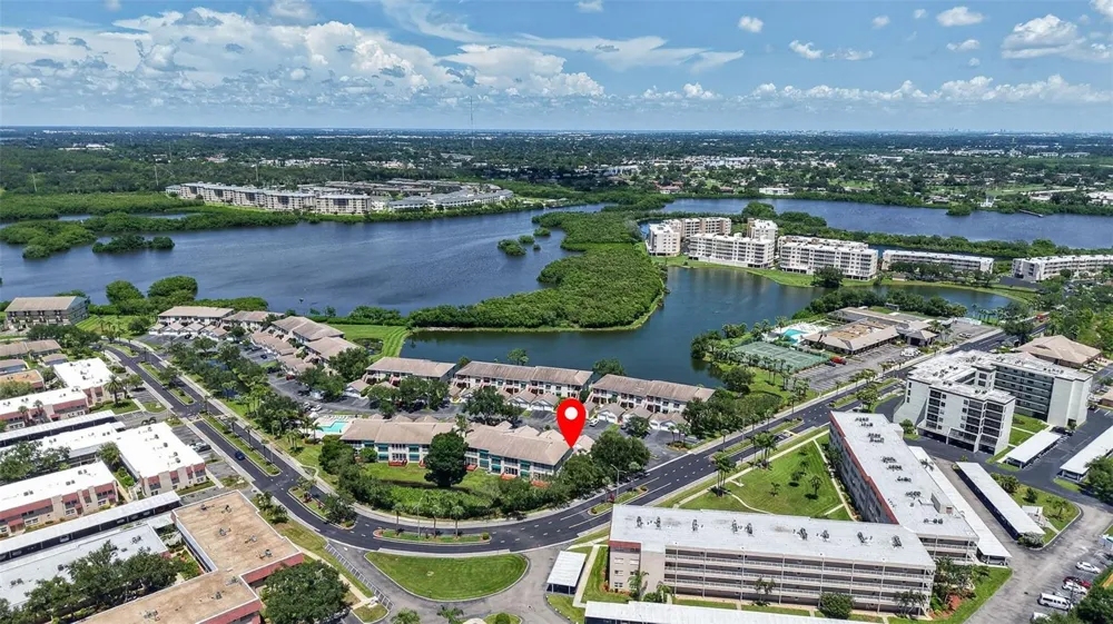 6330 99TH WAY #14B St Petersburg, FL 33708