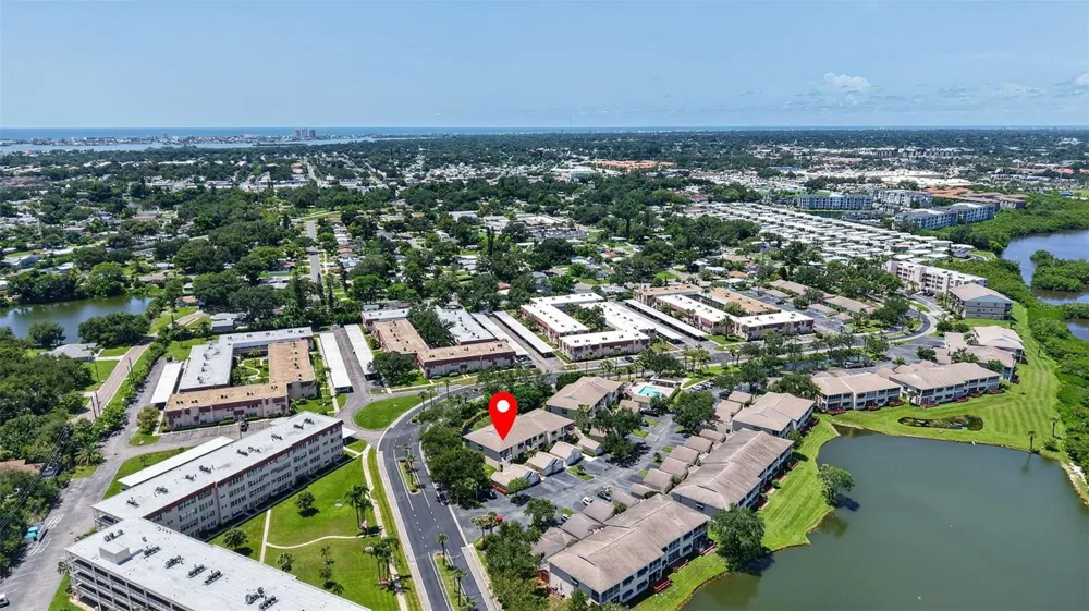 6330 99TH WAY #14B St Petersburg, FL 33708