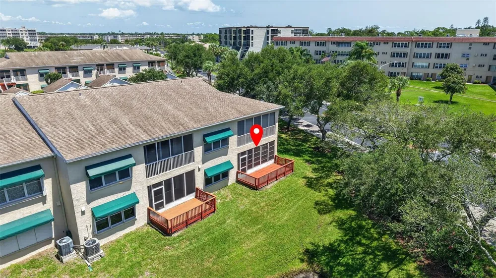 6330 99TH WAY #14B St Petersburg, FL 33708