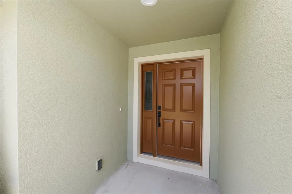23 8TH ST S Eagle Lake, FL 33839