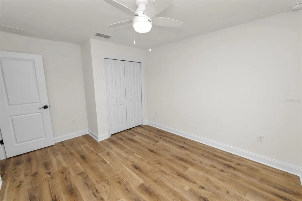 23 8TH ST S Eagle Lake, FL 33839