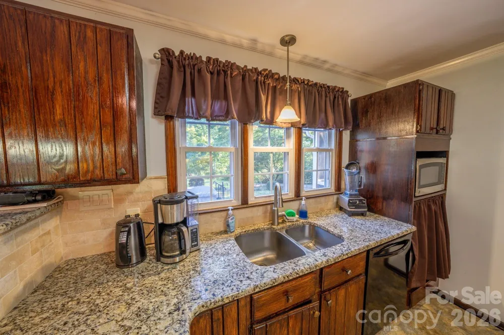 4904 Willow Pond Road Clover, SC 29710