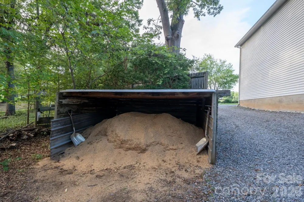 4904 Willow Pond Road Clover, SC 29710