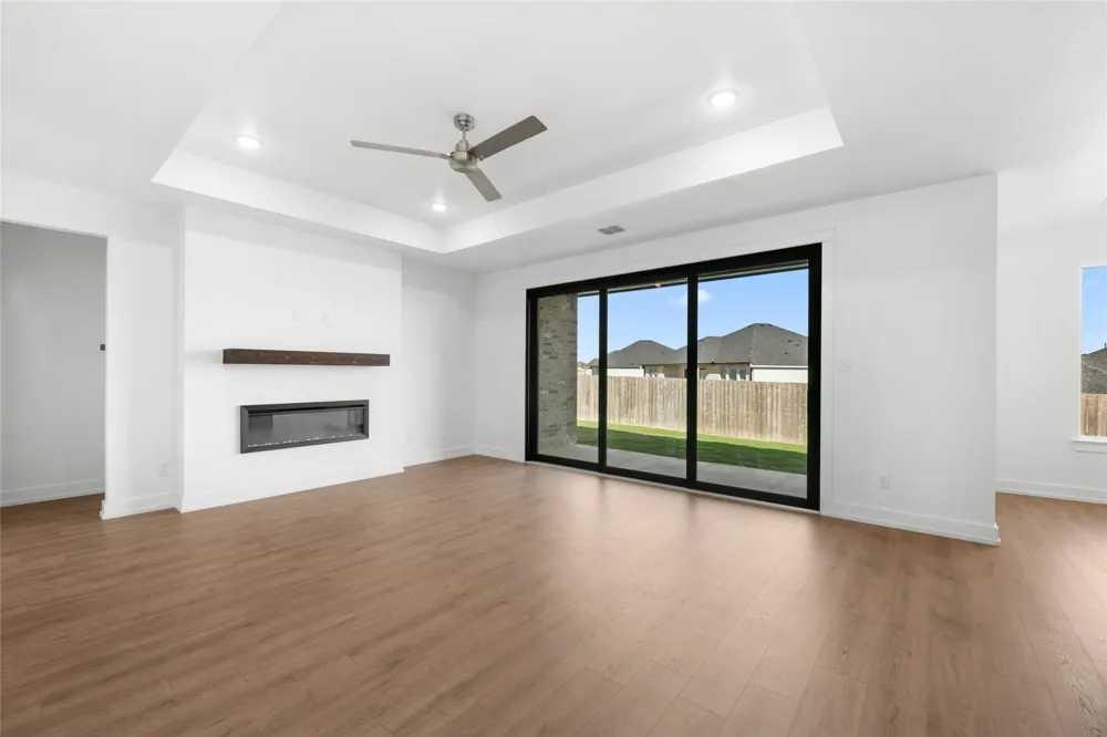 318 Boots Court Lorena, TX 76655