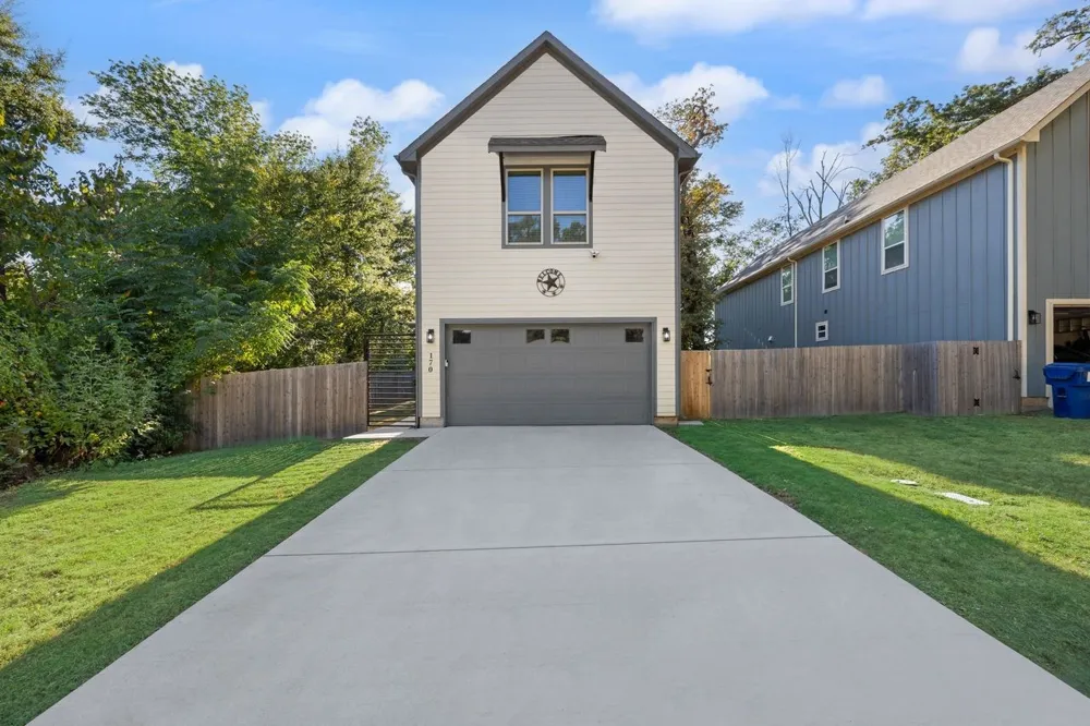 170 Sierra Madre Street Payne Springs, TX 75156