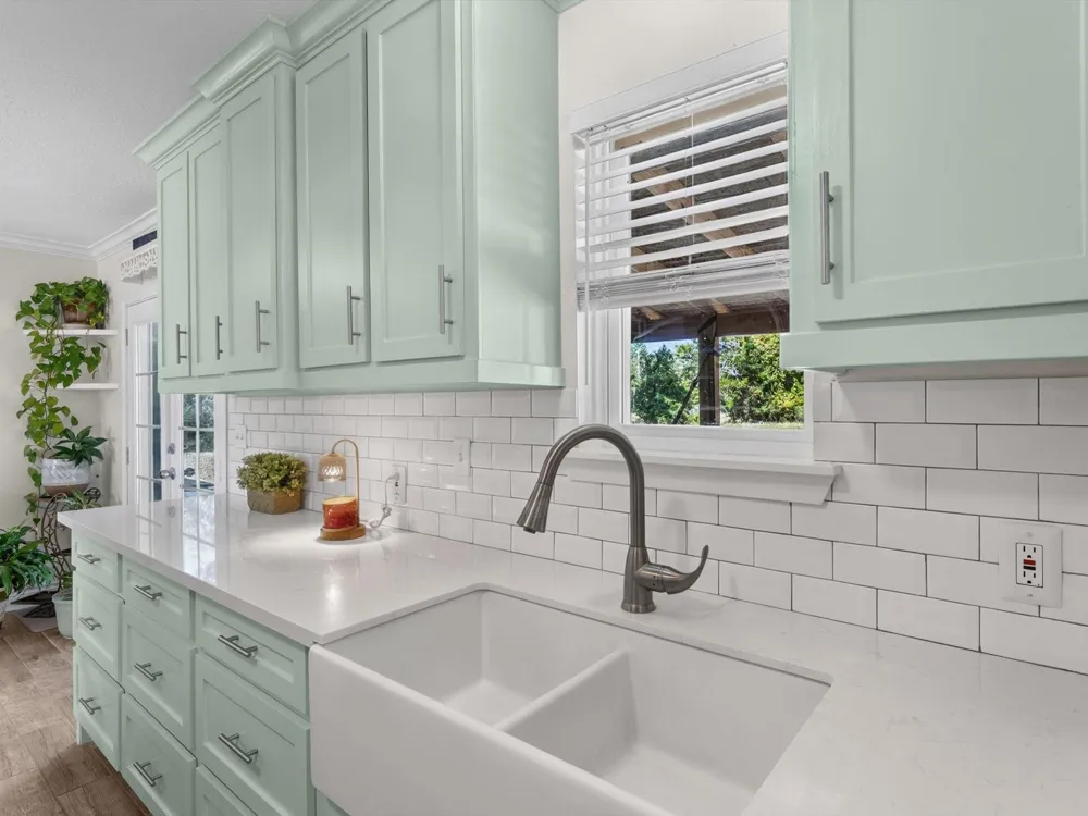 53 Parker Creek Road Huntsville, TX 77320