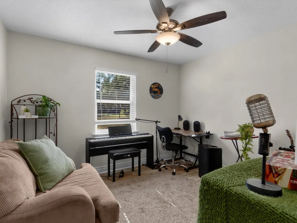 53 Parker Creek Road Huntsville, TX 77320