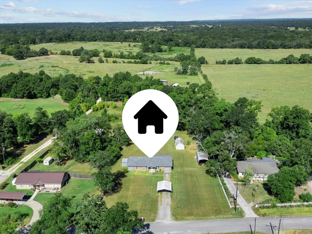 53 Parker Creek Road Huntsville, TX 77320