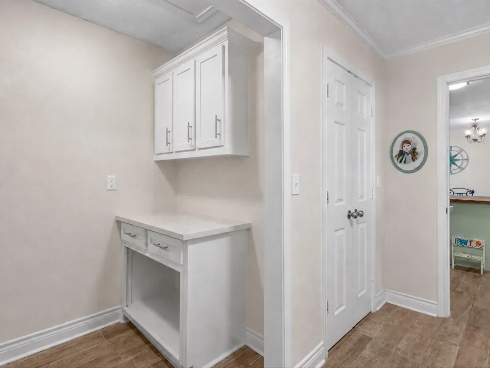 53 Parker Creek Road Huntsville, TX 77320
