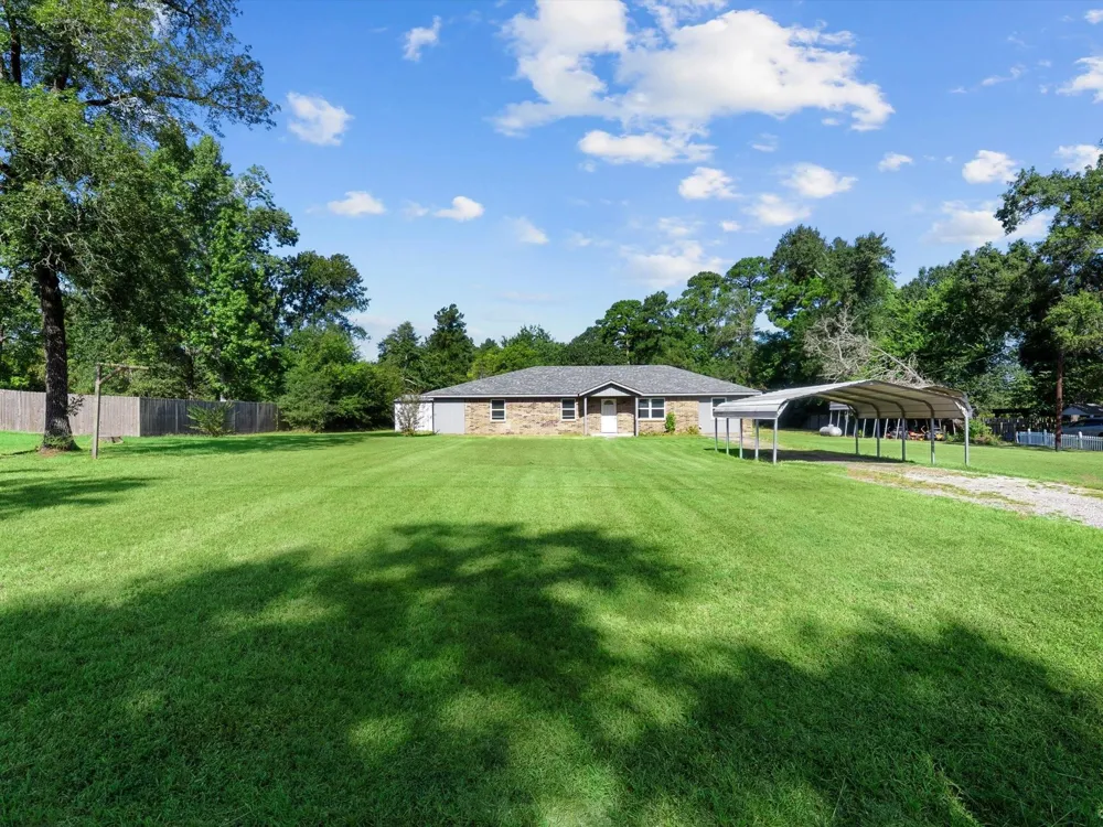 53 Parker Creek Road Huntsville, TX 77320