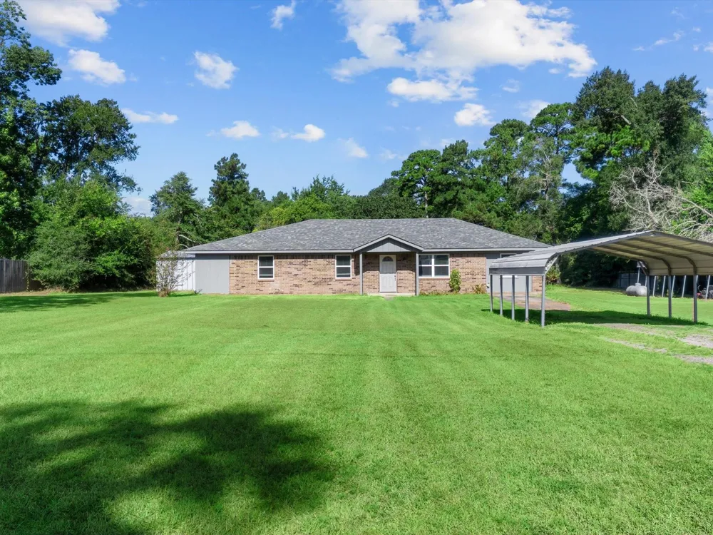 53 Parker Creek Road Huntsville, TX 77320