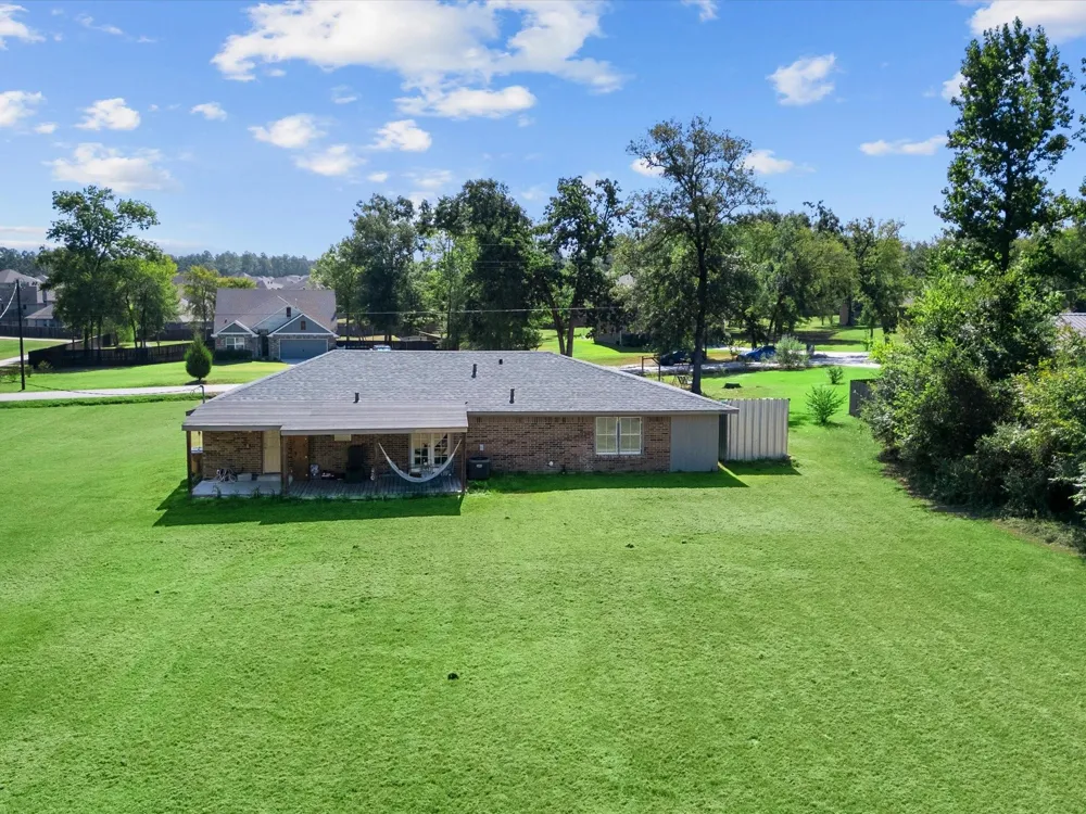 53 Parker Creek Road Huntsville, TX 77320