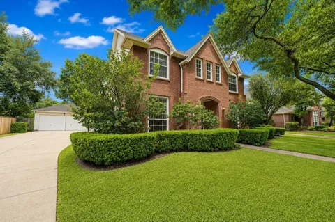 3911 Fawn Nest Trail